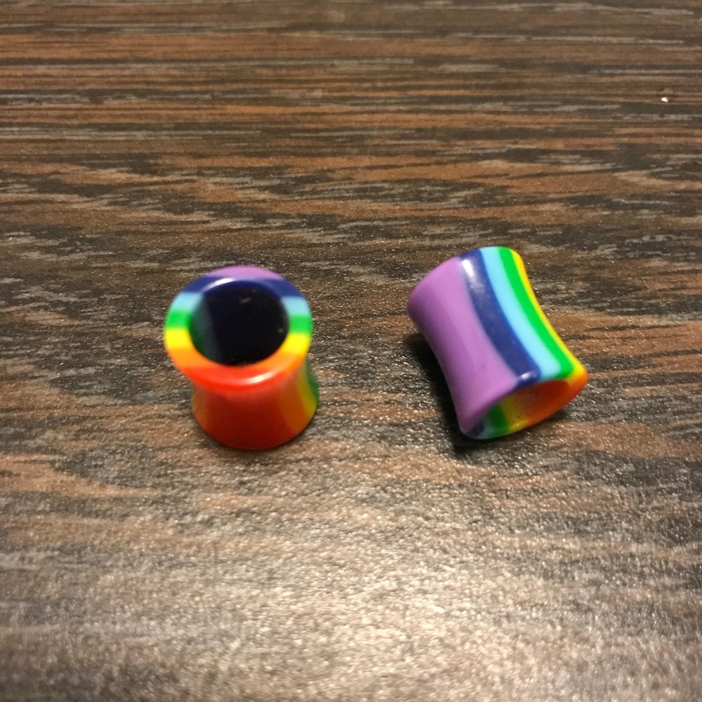 Double zero rainbow plugs